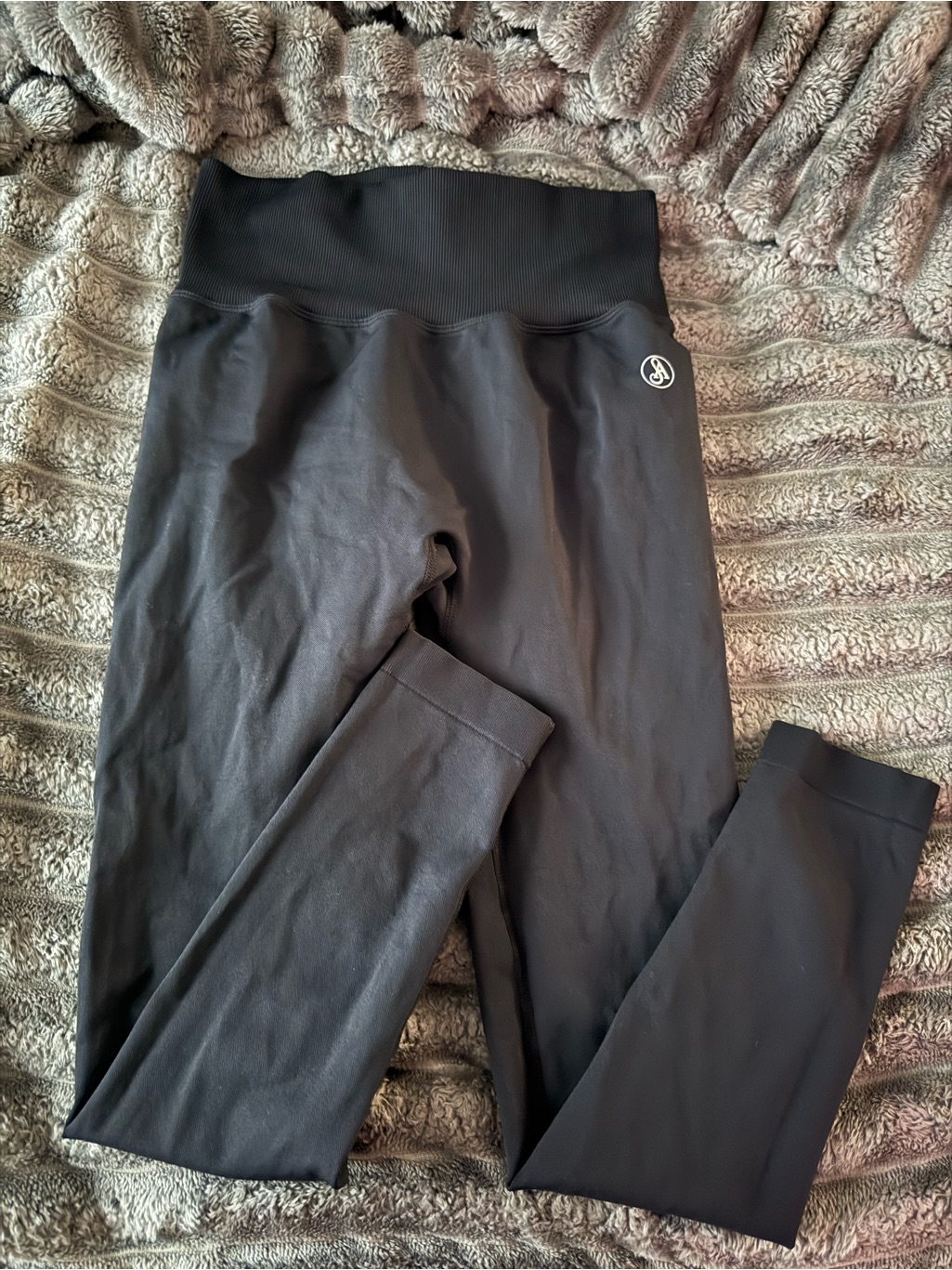 Girls' Black High-Waist Leggings With Logo